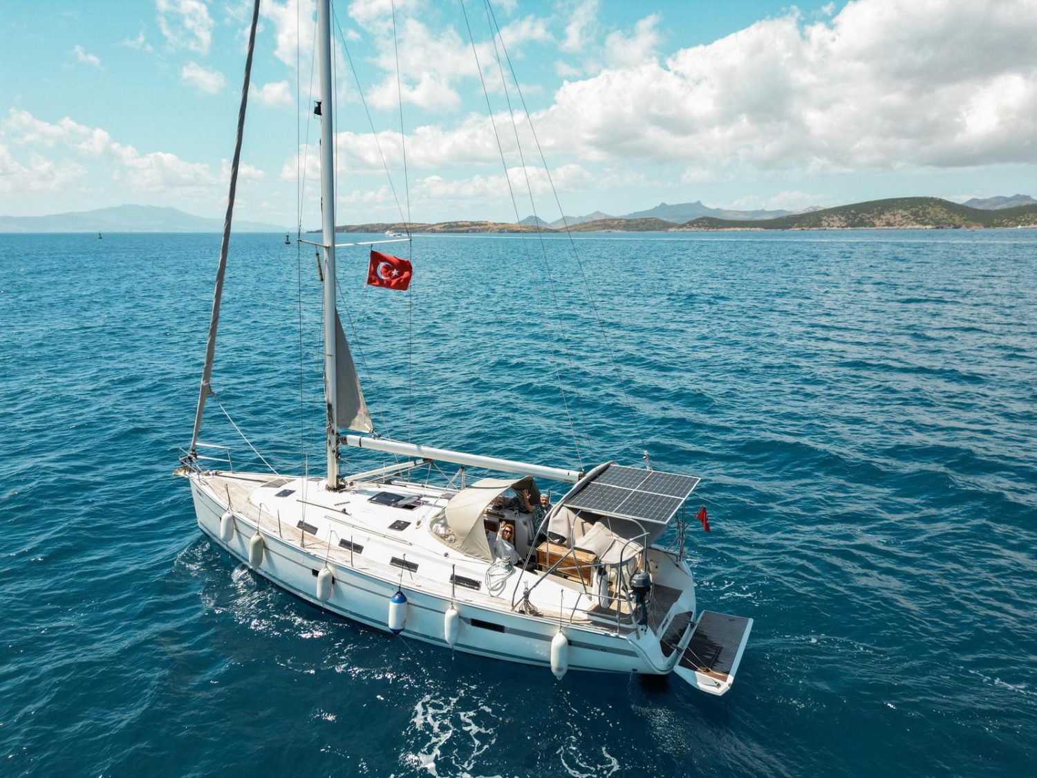 Bavaria Cruiser 40 Spark 1 20