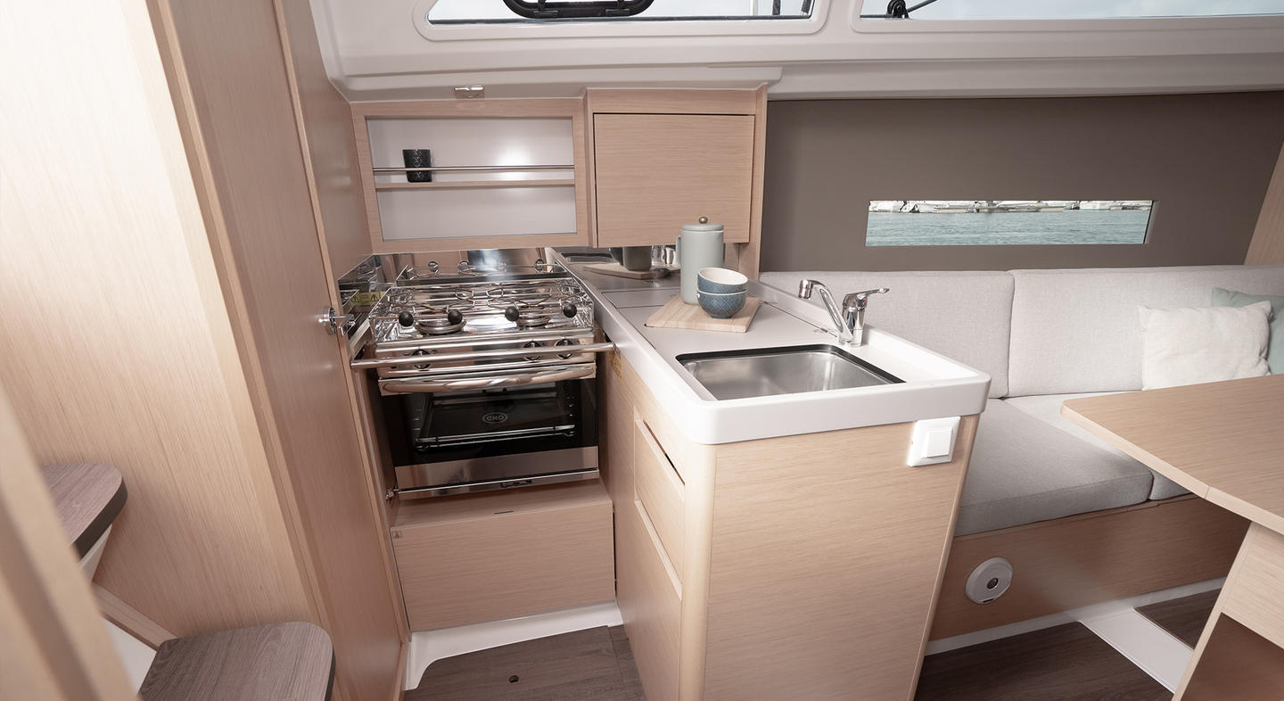 Oceanis 30.1 Giugi 8