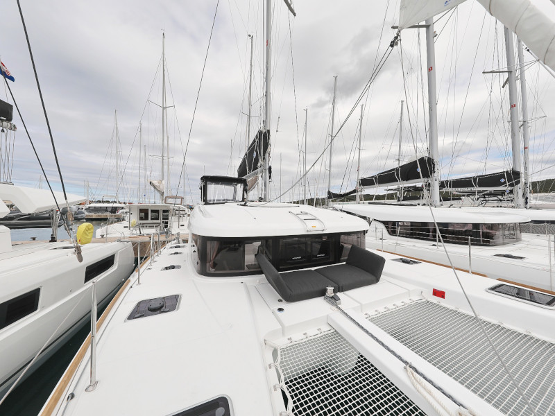 Lagoon 40 LANCELOT 24