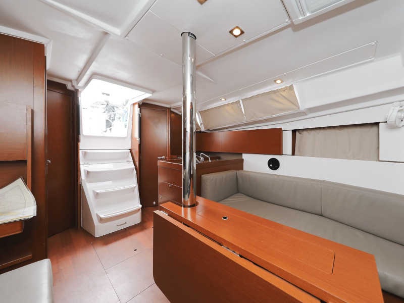 Oceanis 35.1 IDILA 33