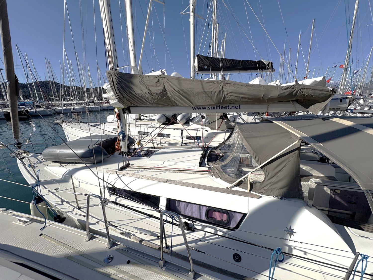 Sun Odyssey 36i Sail Mira 18