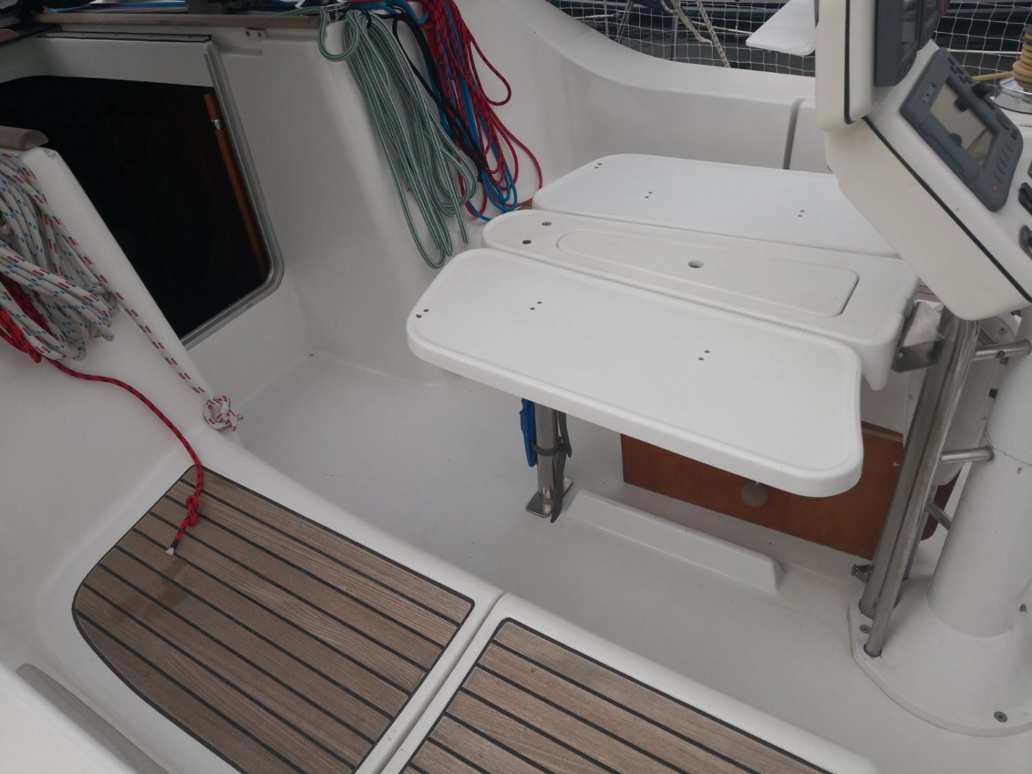 Oceanis 393 Andromeda 11