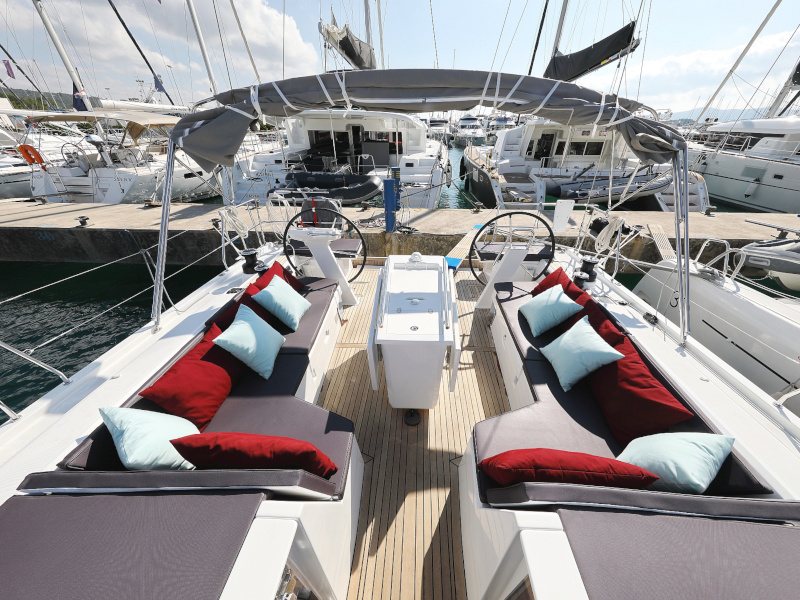 Oceanis 51.1 GREY GOOSE 44