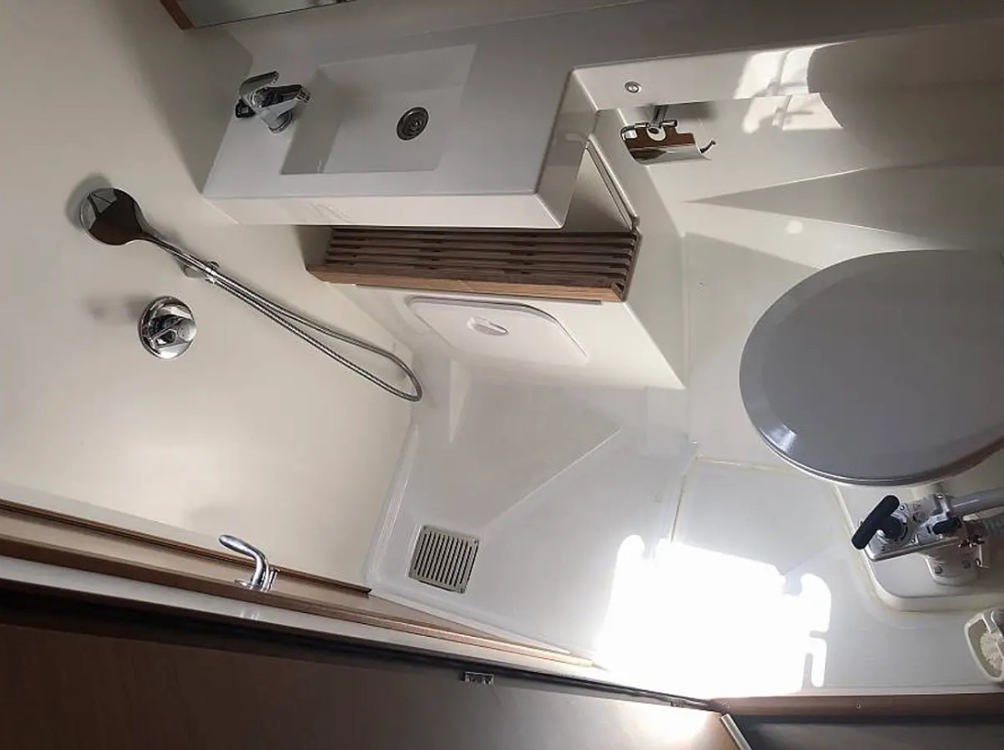 Sun Odyssey 440 Tikal III 3