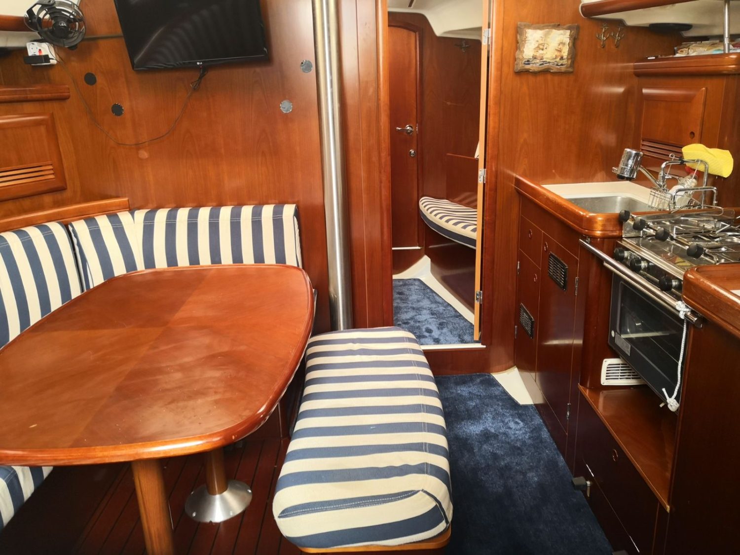 Oceanis 393 Andromeda 6