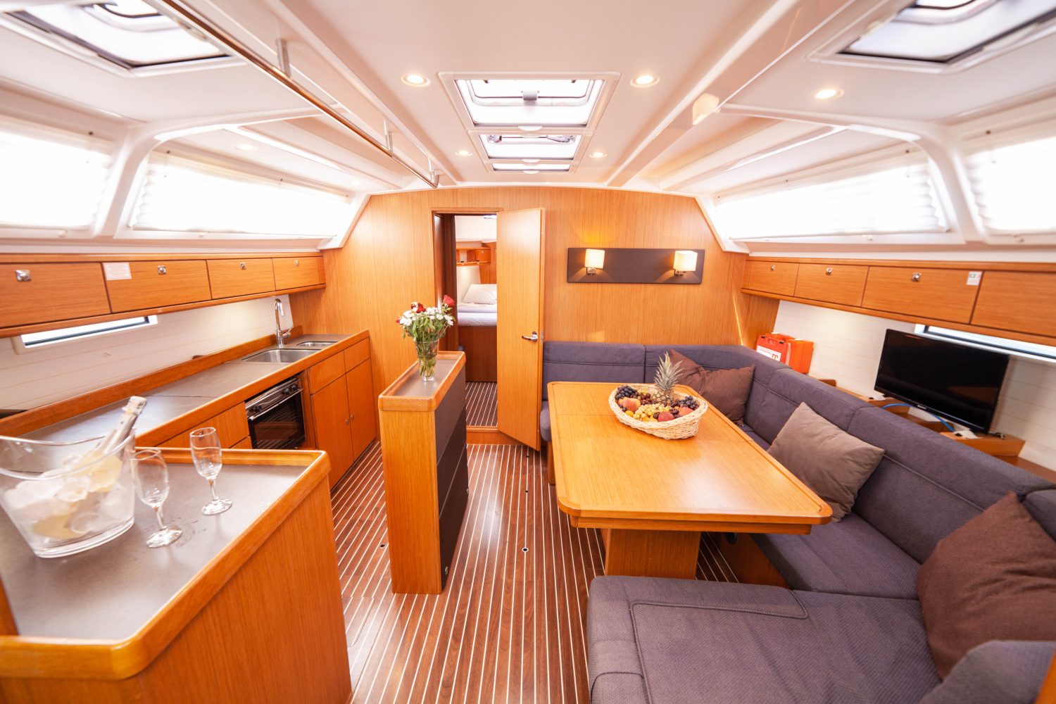 Bavaria Cruiser 46 Sail Vega 23