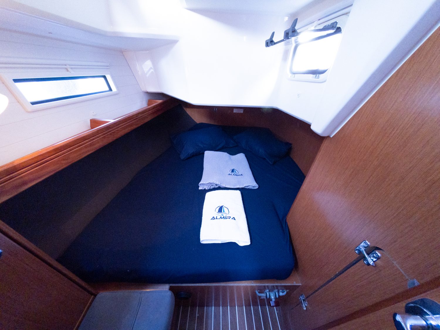 Bavaria Cruiser 37 Almira 8