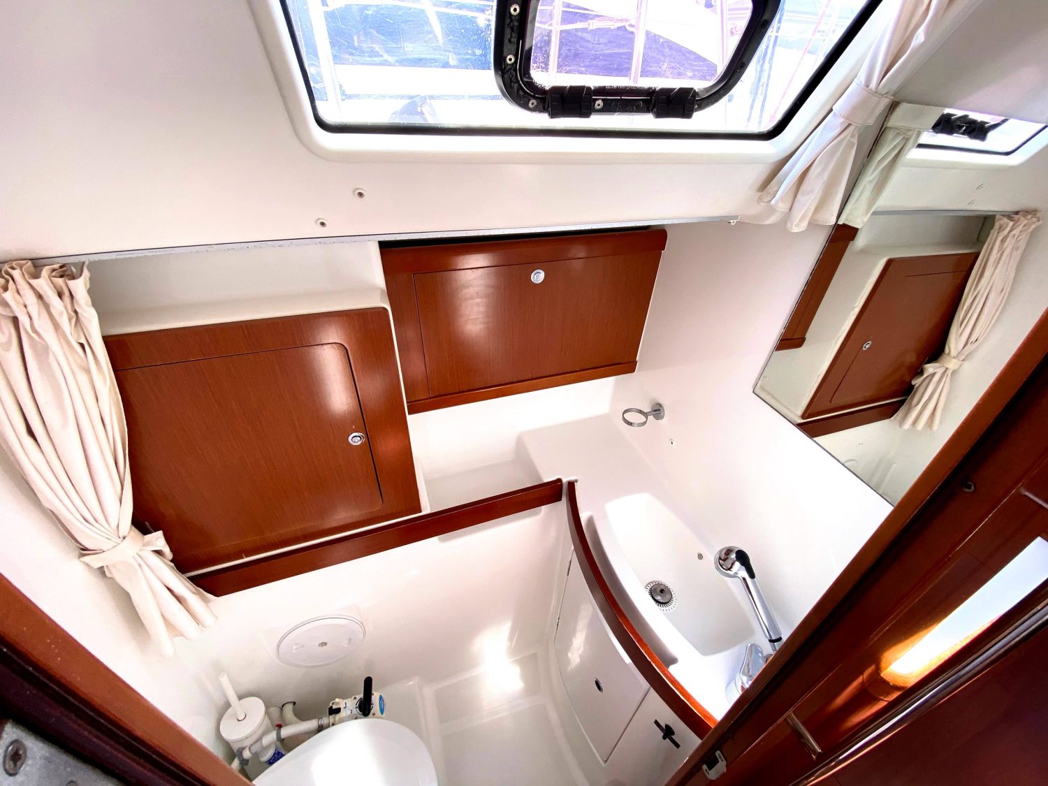 Oceanis 43 Serenity 15