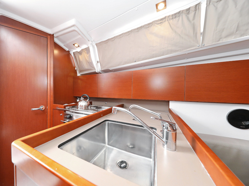 Oceanis 35.1 IDILA 19