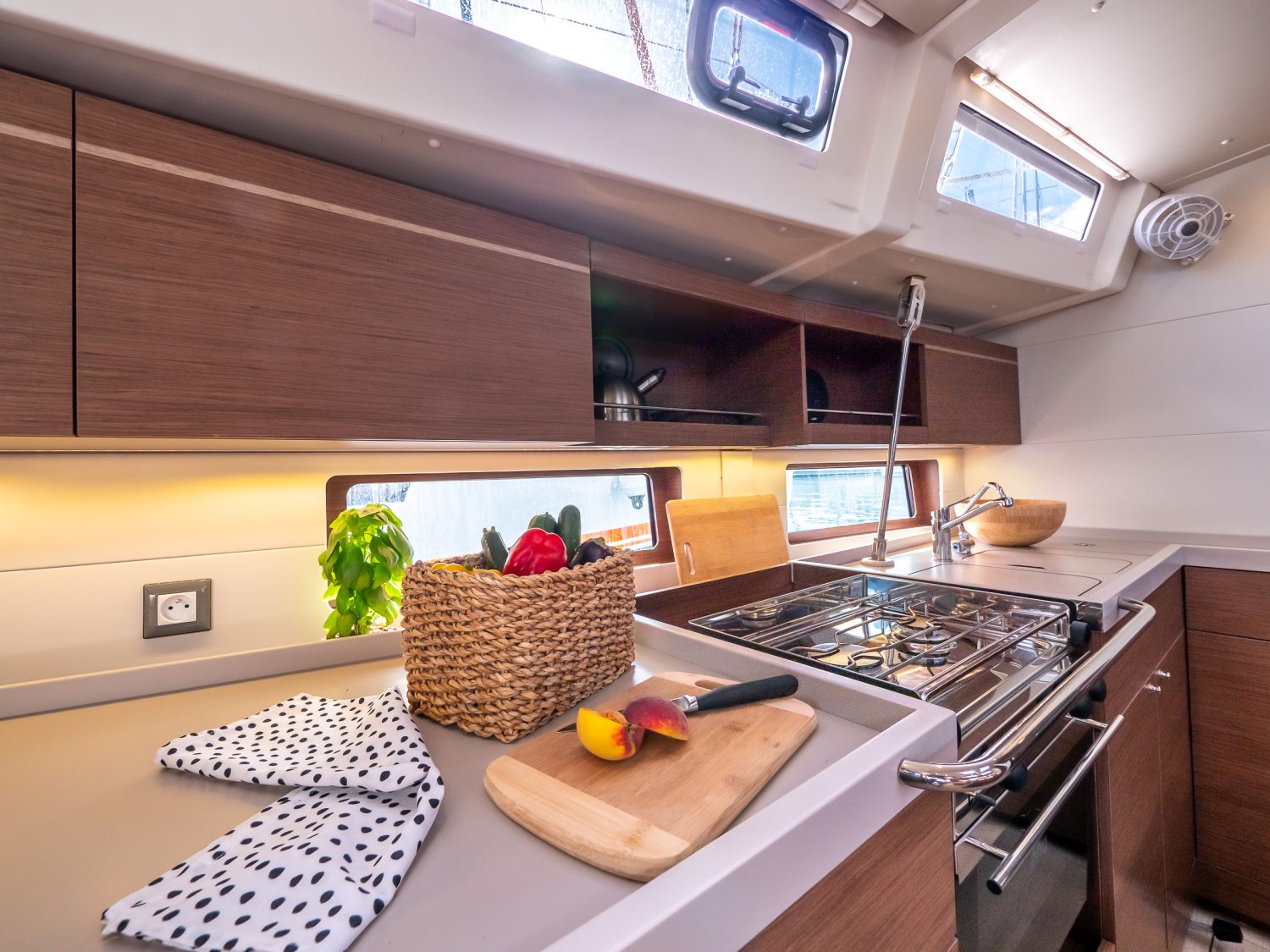 Oceanis 46.1 AMORINO 3