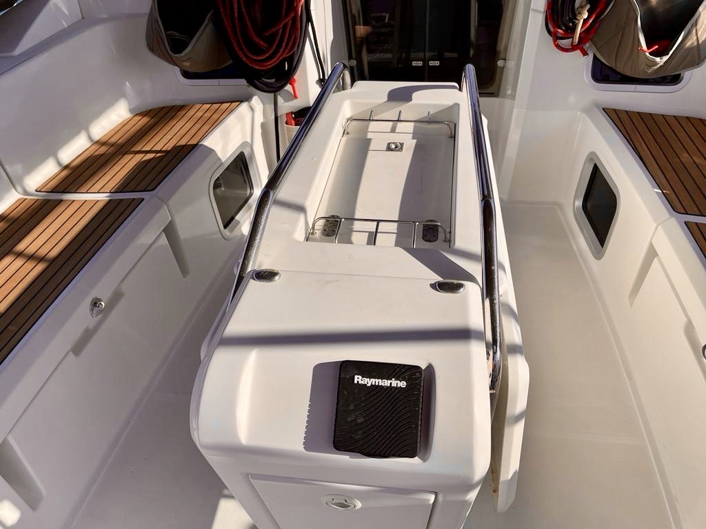Sun Odyssey 479 Tanqueray 25