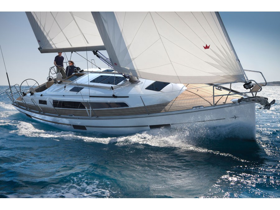 Bavaria Cruiser 37 Gale